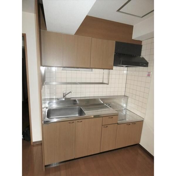 キッチン　※他号室写真使用