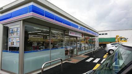 コンビニ　ローソン　清武加納2丁目店（コンビニ）まで600m