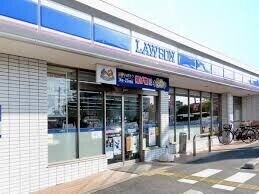 コンビニ　ローソン山之内1丁目店（コンビニ）まで70m