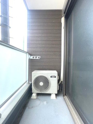 バルコニー　同物件、別号室の参考写真です。
