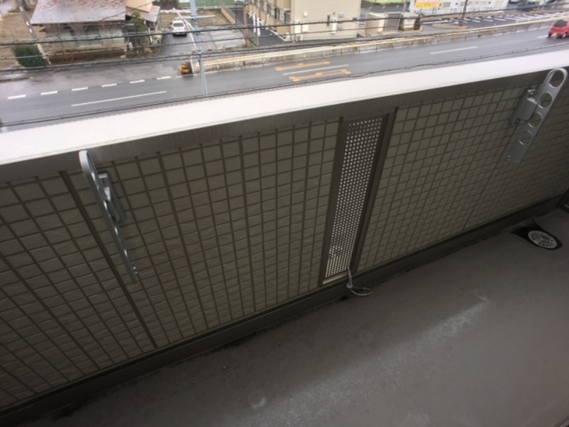 バルコニー　図面と現状に相違がある場合には現状を優先