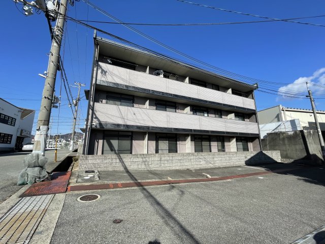 建物外観　外観は落ち着いています