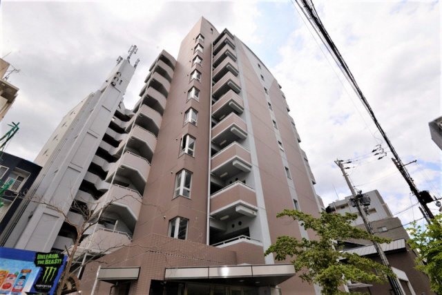 建物外観　落ち着いた雰囲気の外観です