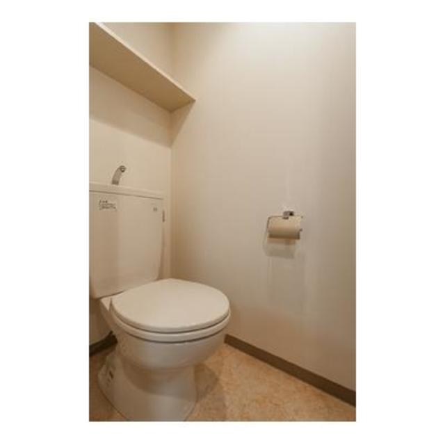 トイレ　※写真は同タイプ住戸です。