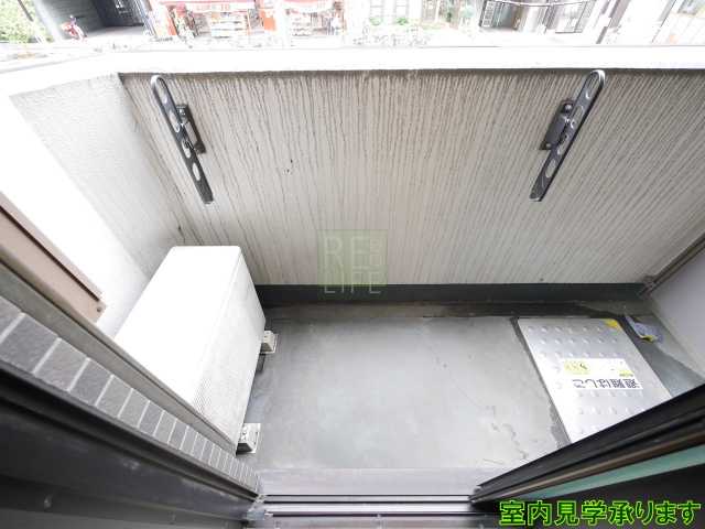 バルコニー　別部屋の画像になります。