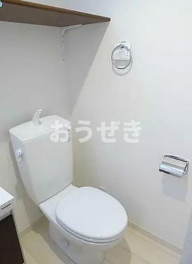 トイレ　※同仕様参考写真