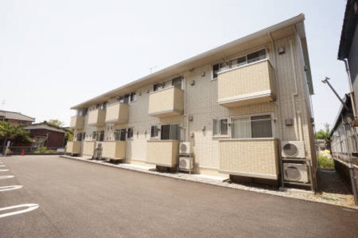 建物外観　2012年大和ハウス施工
