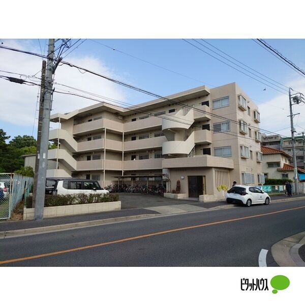 建物外観　鉄筋コンクリート