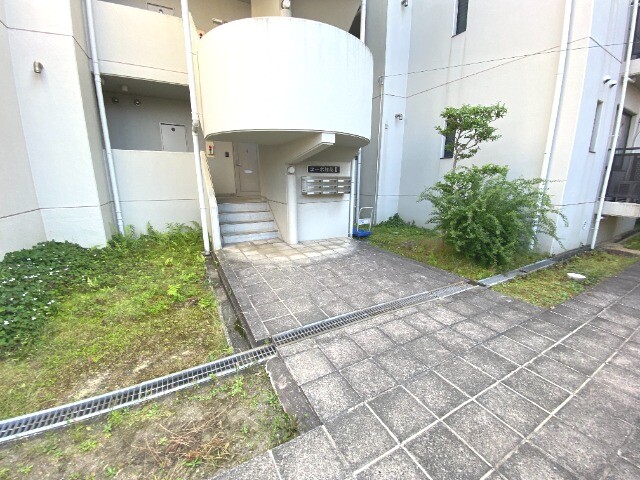 エントランス　お帰りなさいませ。