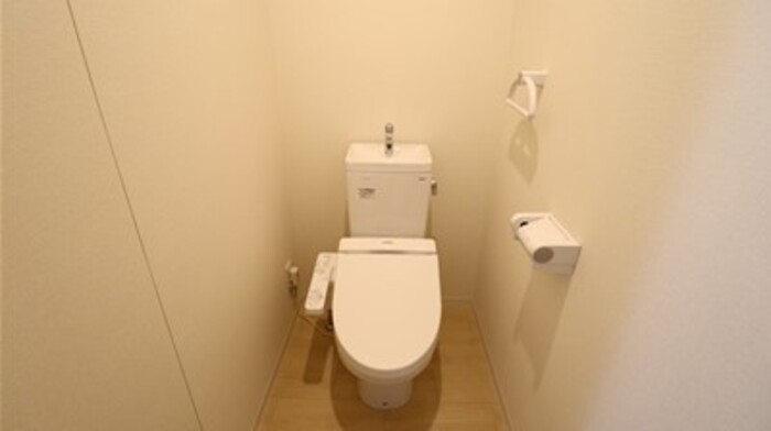 トイレ　落ち着いたトイレです