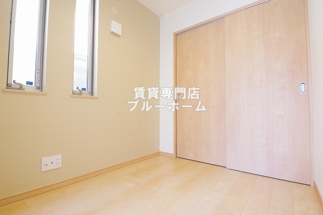その他部屋・スペース　2.7帖のゆったりとした洋室！