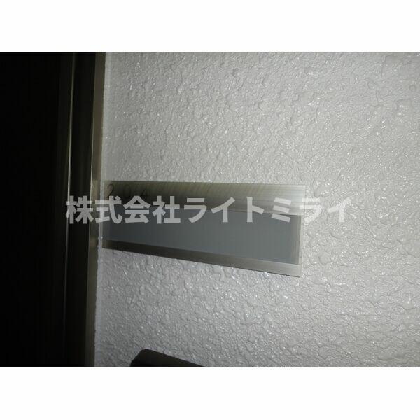 玄関　?
