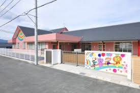 幼稚園・保育園　福知山市立下六人部保育園（幼稚園・保育園）まで898m