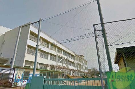小学校　霞ヶ丘小学校（小学校）まで465m