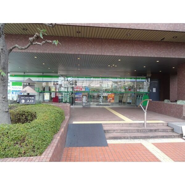 エントランス　スロープ付き