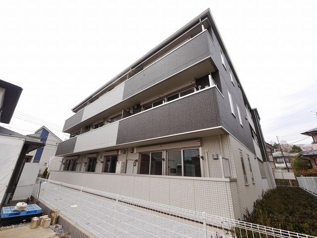 建物外観　★軽量鉄骨造のアパート★