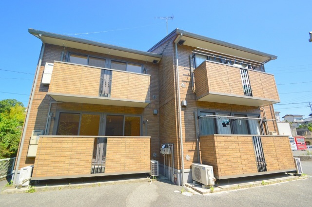 建物外観　内装写真は別号室です
