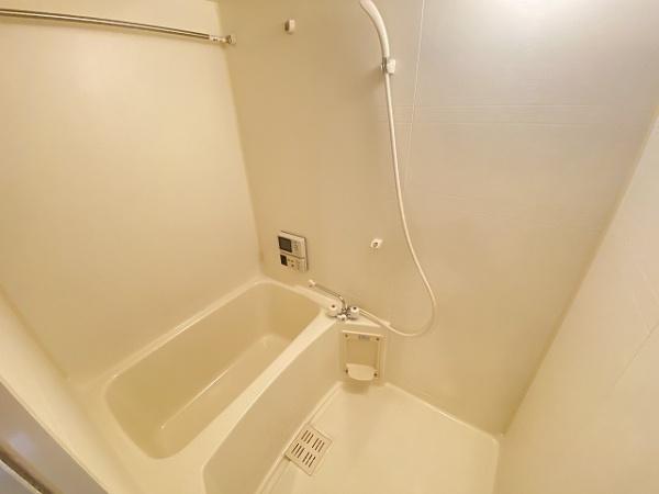バス・シャワールーム　キレイな浴室です！