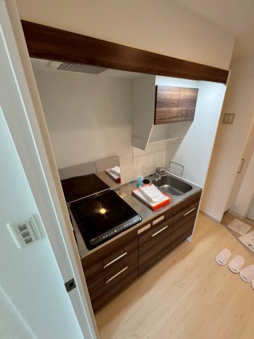 キッチン　同物件別部屋写真