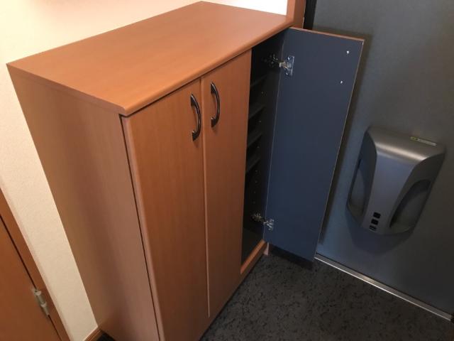 収納　シューズボックス
