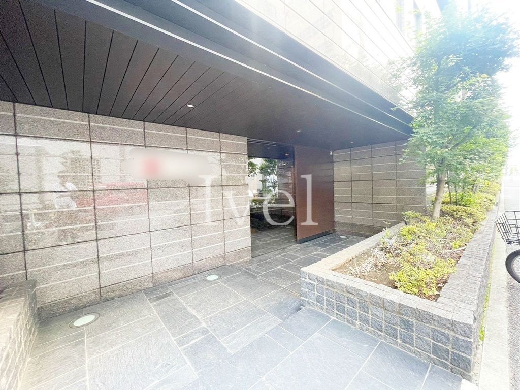 建物外観　エントランス