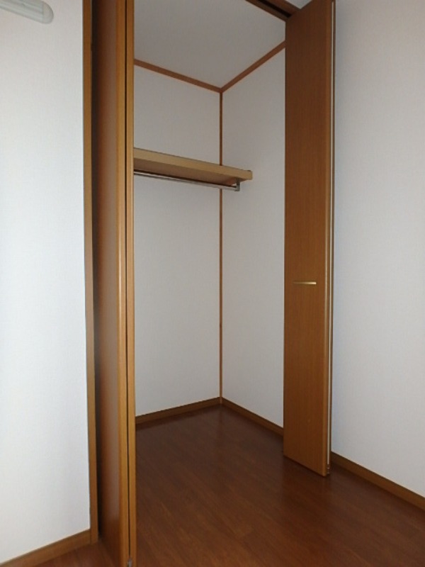 収納　図面と現状に相違がある場合には現状を優先