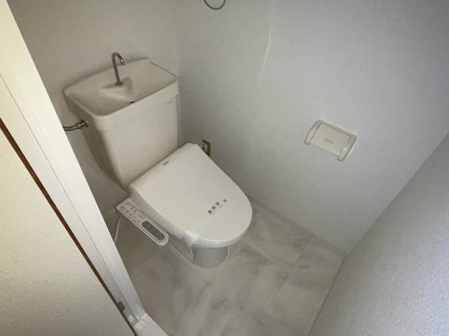 トイレ　※他号室イメージ