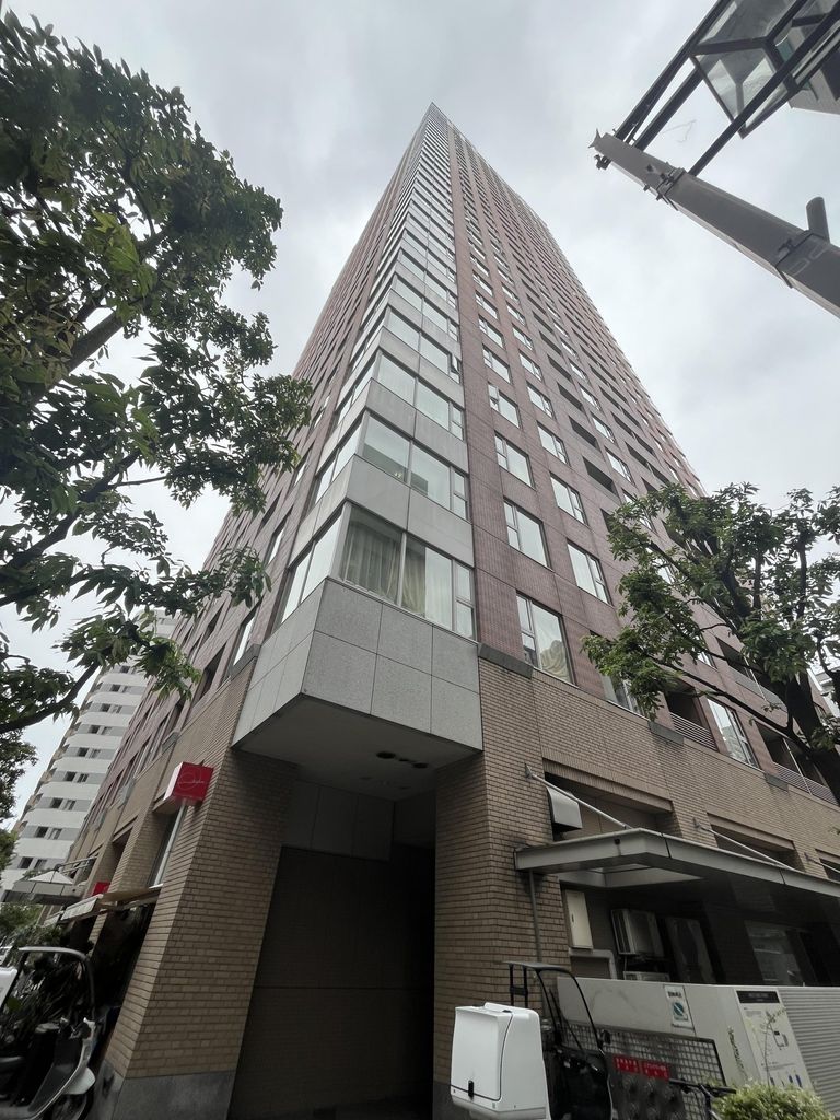 建物外観　★池袋駅徒歩２分に建つタワーマンション★