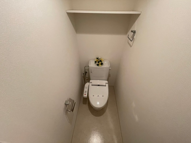 トイレ　トイレです。ウォシュレット付を探している方、おすすめです。