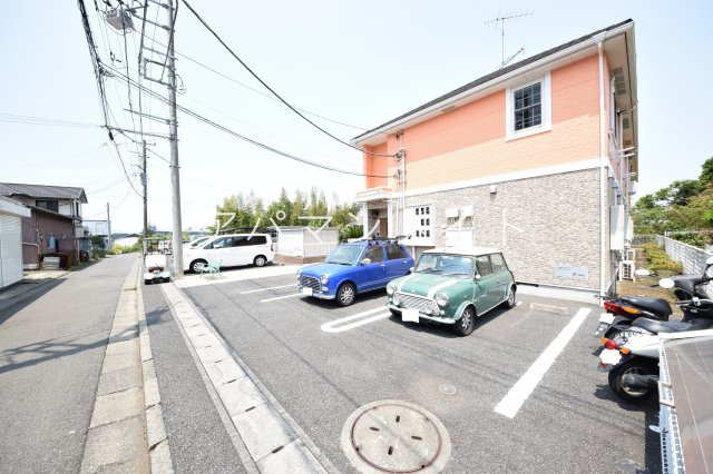 駐車場　敷地内駐車場