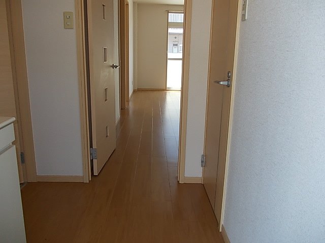 玄関　収納もある玄関です