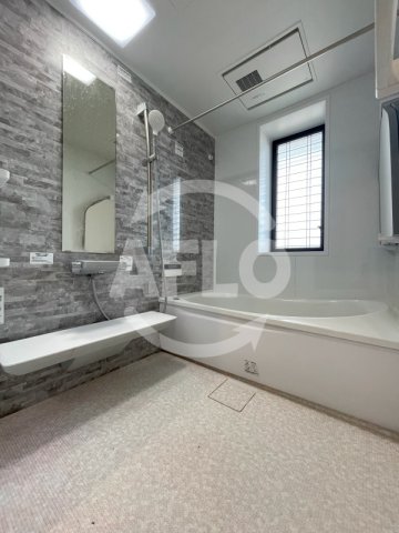 バス・シャワールーム　マジョール松崎町　浴室