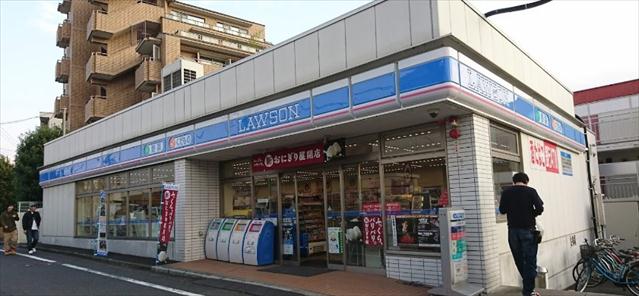 コンビニ　ローソン（コンビニ）まで59m