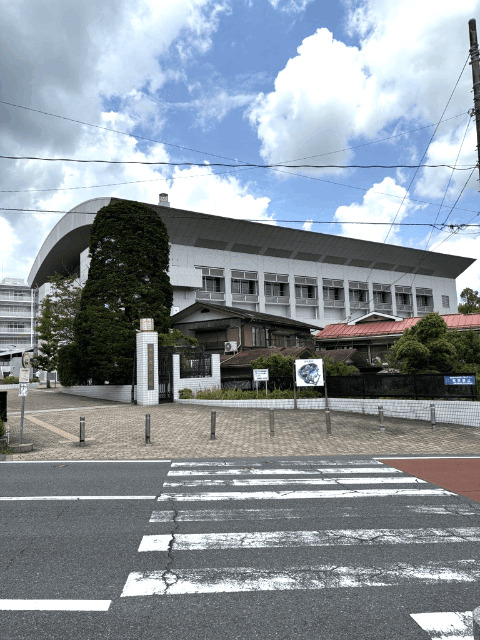 高校・高専　私立成田高校（高校・高専）まで2016m