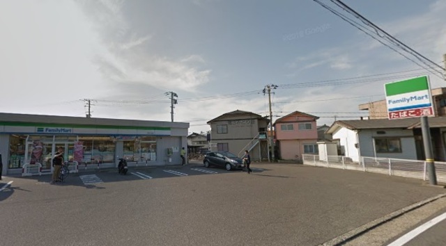 コンビニ　ファミリーマート新潟五十嵐店（コンビニ）まで656m
