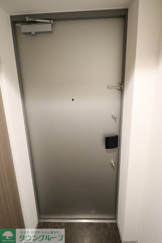 玄関　★別タイプ写真参照