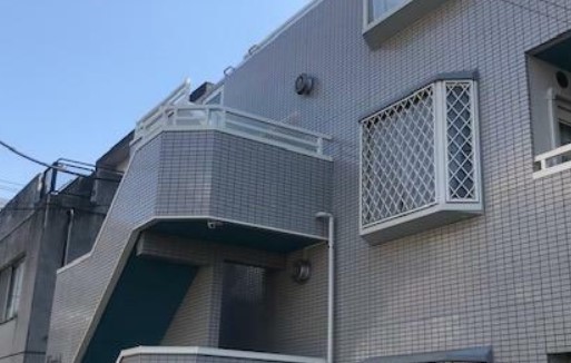 建物外観　閑静な住宅街☆外観タイル張り☆