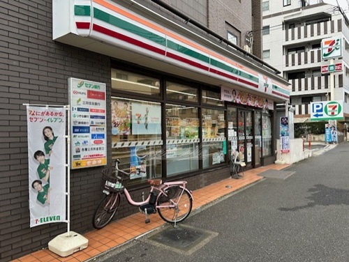 コンビニ　セブンイレブン 横浜岸根町店（コンビニ）まで986m