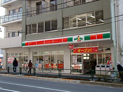 コンビニ　サンクス赤羽北二丁目店（コンビニ）まで107m