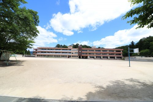 小学校　足利市立山辺小学校（小学校）まで1343m