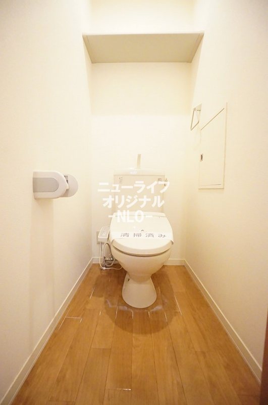 トイレ　トイレには快適な温水洗浄便座付