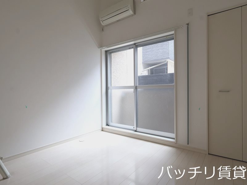 居室・リビング　画像は、同型タイプの為、現状を優先いたします。