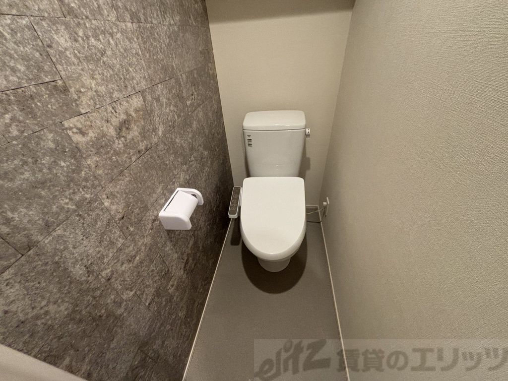 サンメイプル上新庄のトイレ写真