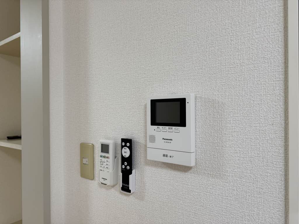 セキュリティ　モニター付ドアホン