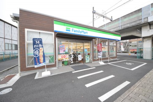 コンビニ　ファミリーマートいずみ中央駅前店（コンビニ）まで244m
