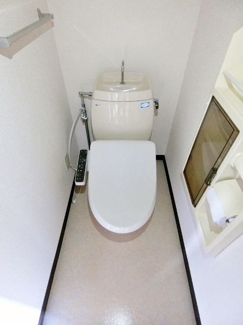 トイレ　図面と現状に相違がある場合には現状を優先