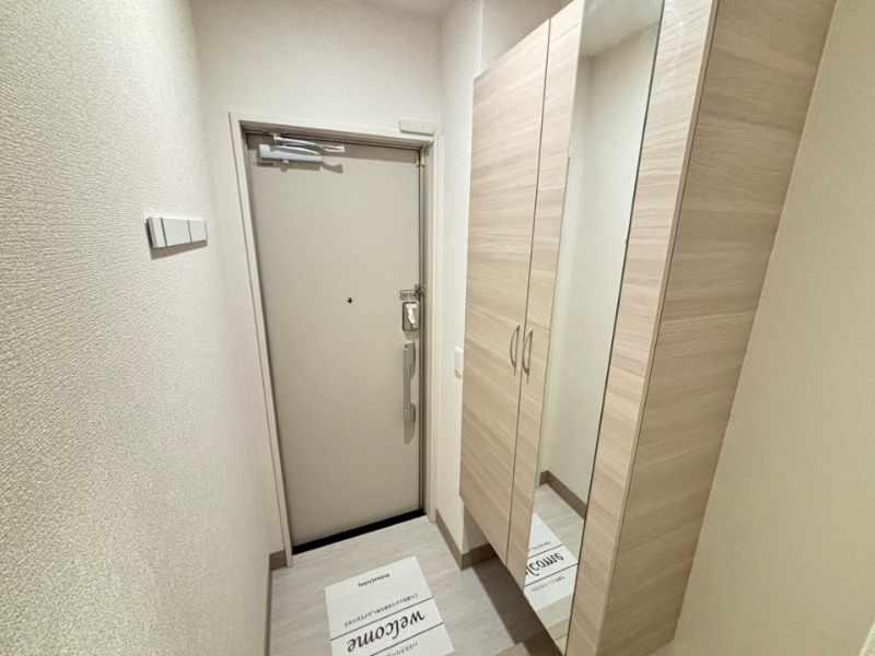 玄関　反転タイプ