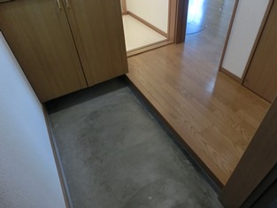 玄関　同タイプ内観です