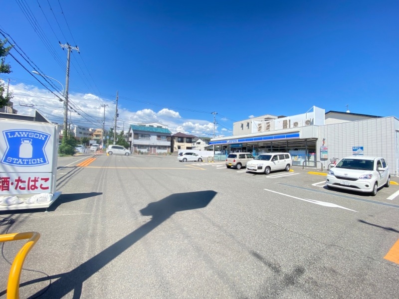 コンビニ　ローソン神戸大町二丁目店（コンビニ）まで455m