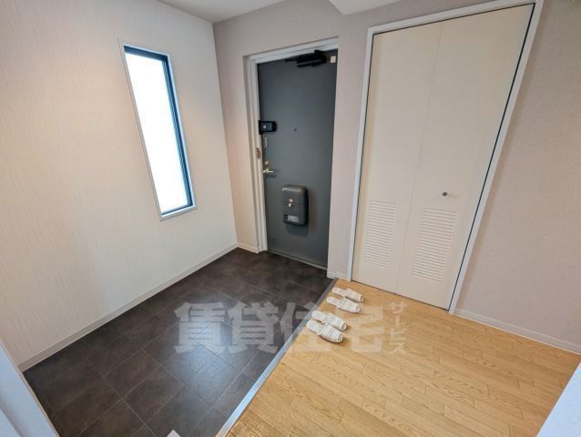 ヴィラ貴瀬3号館の玄関写真